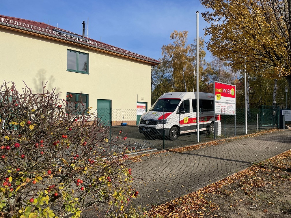 Verwaltungsstandort Luckenwalde, Gebäude, mediMobil TF GmbH, Werbung, Anlaufstelle
